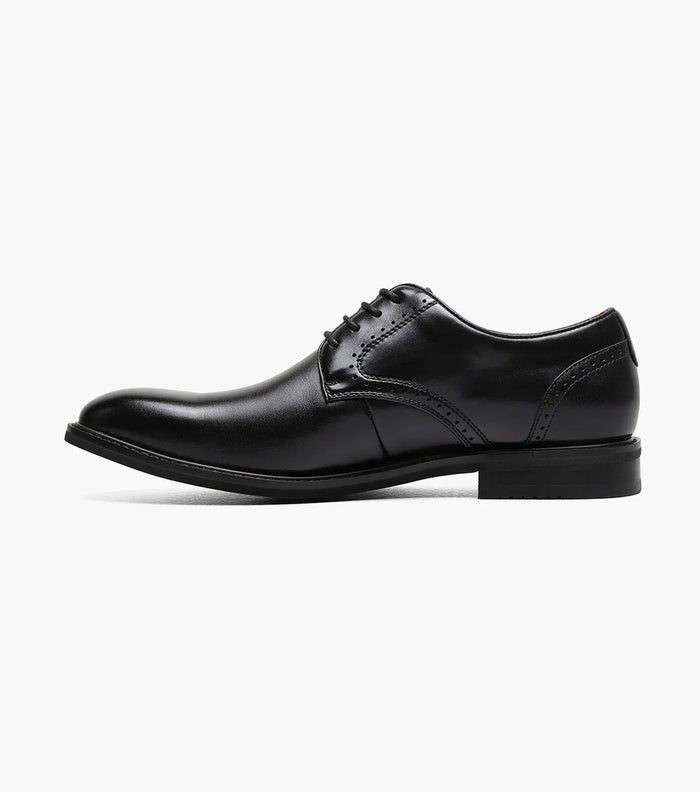Stacy Adams Benson Plain Toe dress shoes in black leather with a sleek plain toe design and subtle stitching, side view.