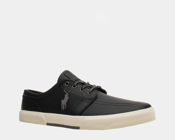 Polo Ralph Lauren Faxon Low Leather sneakers in black leather with embroidered logo and white rubber sole, side view.