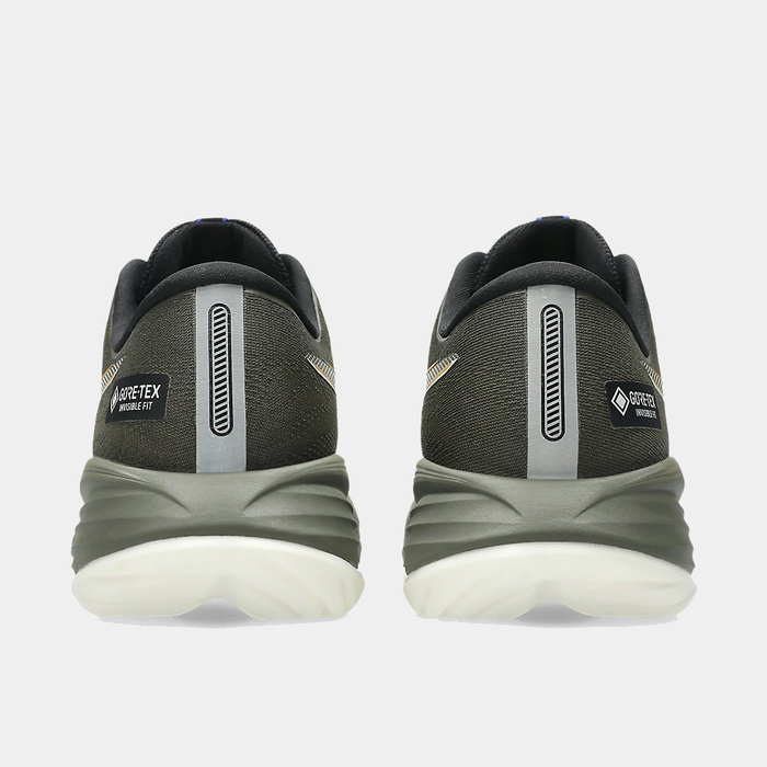 Asics Gel-Cumulus 27 GTX running shoes back view in dark green with GORE-TEX Invisible Fit material and reflective heel stripe.