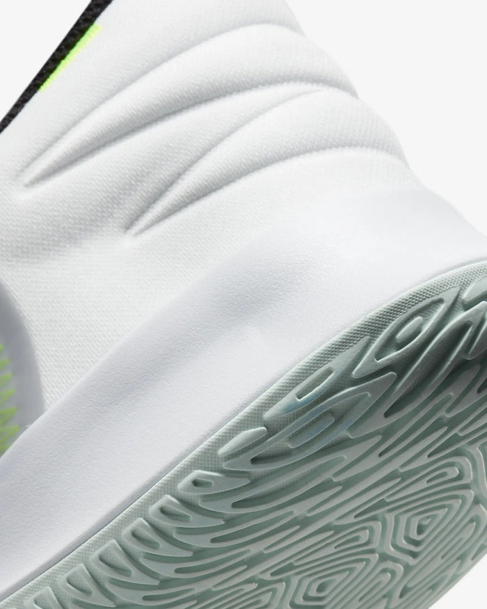 Nike Kyrie Flytrap V basketball shoes, close-up of heel and outsole showing textured grip pattern in light gray rubber.