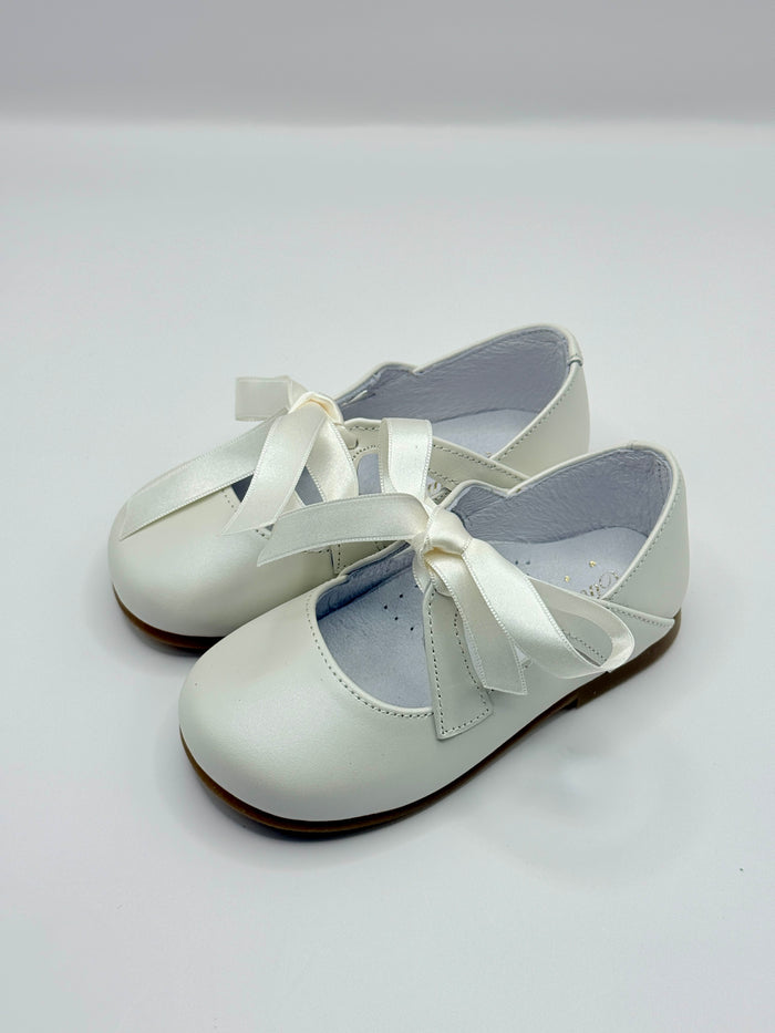 Mary Jane Silk Porcelain