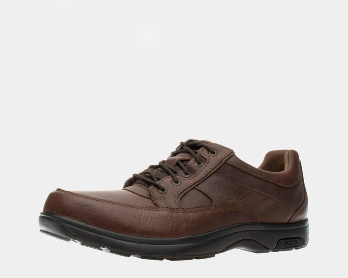 Dunham Midland Oxford shoes in brown leather with lace-up closure and cushioned sole, side view.