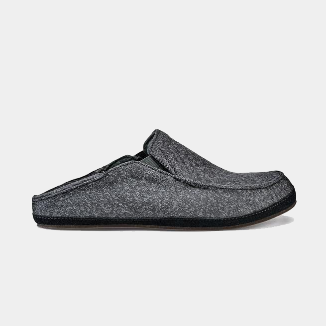OluKai Moloa Hulu slippers in dark gray with soft textured upper and cushioned sole, side view.