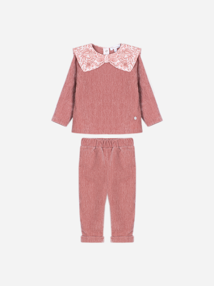 Outfit 'Pink Liberty Collar'