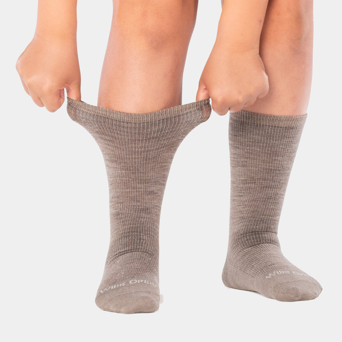 Solid Lightweight Crew Socks
