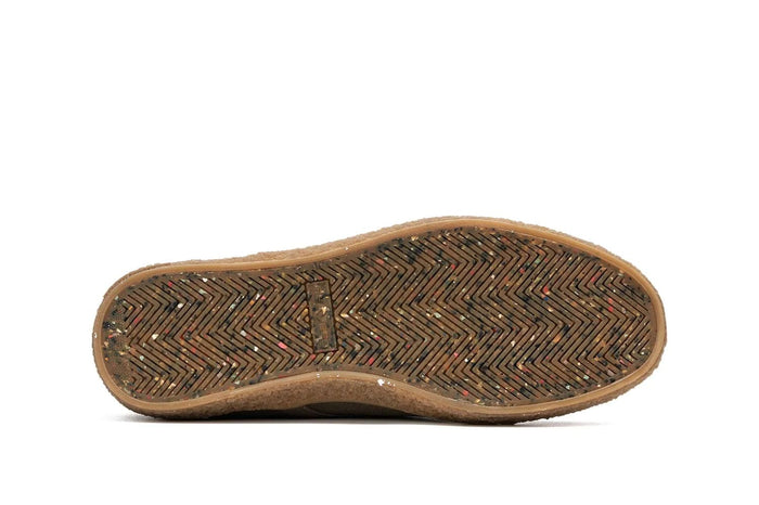 SeaVees Sun-Tans Buck shoe outsole with textured herringbone tread and multicolor speckled pattern in tan rubber, sole/bottom view.