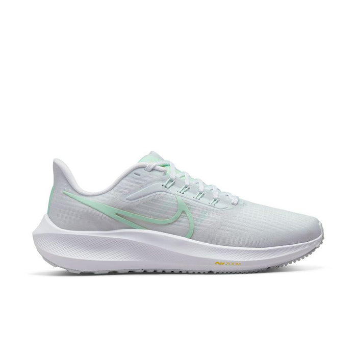 White/Mint Foam / 9.5